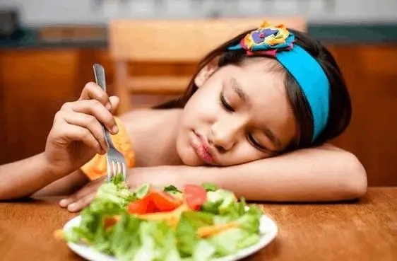 宝宝夏季饮食的注意事项 夏天小孩子吃什么好？
