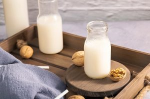 牛奶什么时候喝减肥 喝牛奶的四个最佳时间是什么