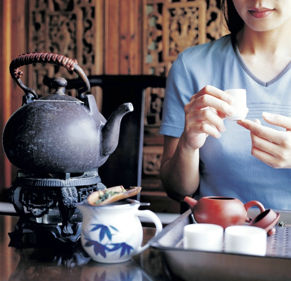 喝茶有什么禁忌 忌空腹饮茶饮烫茶