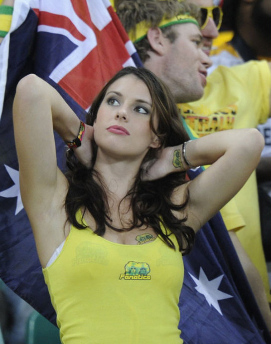 巴西世界杯美丽女球迷照片集锦 看球看美女(2)