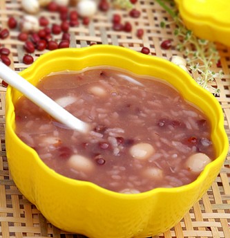 秋季饮食：多食红豆莲子粥