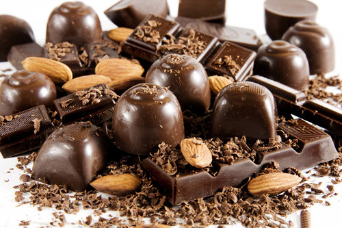 爱吃巧克力  巧克力具有防止心脏病的功效