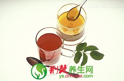 吃蜂蜜有什么好处 饭后喝点蜂蜜醋水促排便