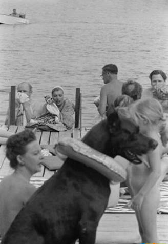 1954年欧美“裸体主义电影”拍摄现场(2)