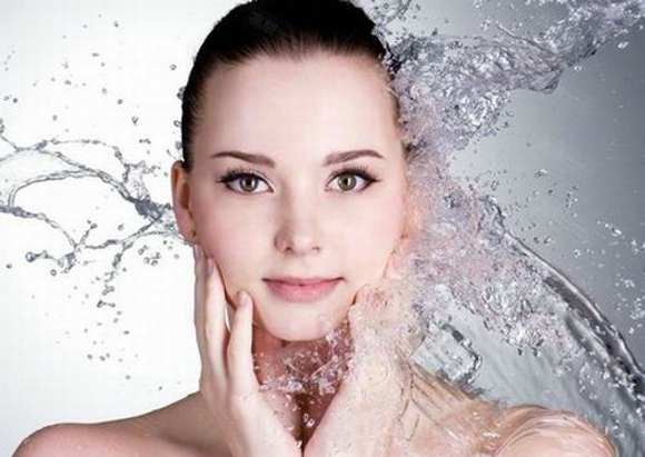 夏季一天洗几次脸最好 如何洗脸更干净