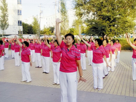 中老年人保健操 延缓骨骼衰老