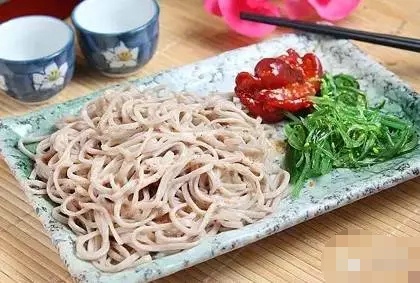 夏天吃什么解暑 别错过这9款清心降火美食