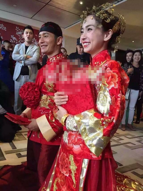 直击黄晓明baby世纪婚礼 网传半个娱乐圈参加