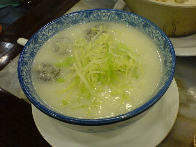 生菜鱼球粥