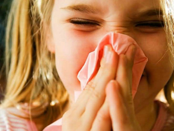 反复咳嗽是怎么回事　试试艾灸效果特别好
