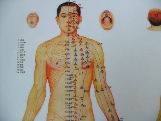 中医祛斑除皱妙招 分享雀斑淡化最好的经络按摩法