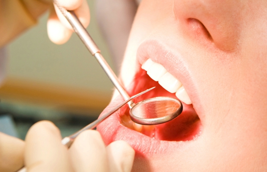 牙痛是什么原因引起的 按摩几个穴位能快速止痛
