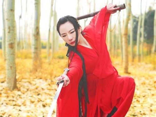 中国最美非遗传承人的现代女侠梦 美女传递武侠梦不让须眉