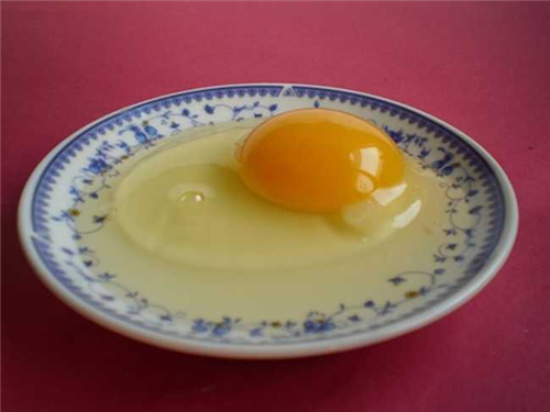 醋泡鸡蛋的祛斑功效 醋泡鸡蛋的做法