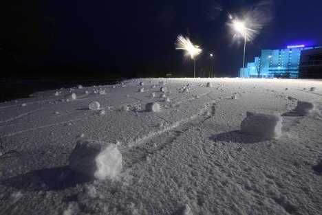 美国现罕见“雪卷”奇景 外形精致如棉花糖(4)