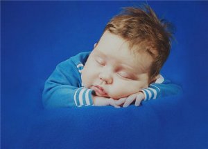 落枕是怎么形成的 孩子睡觉落枕了怎么办