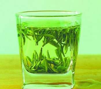 常喝绿茶好处和坏处