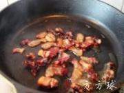 毛豆腊肉炒豆干的做法图解4