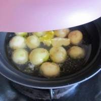 肉汁小土豆的做法图解3