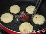 香煎土豆虾仁饼的做法图解13