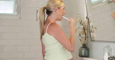 孕妇刷牙牙龈出血是怎么回事