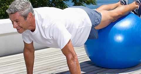 平常坐瑜伽球能减肥吗